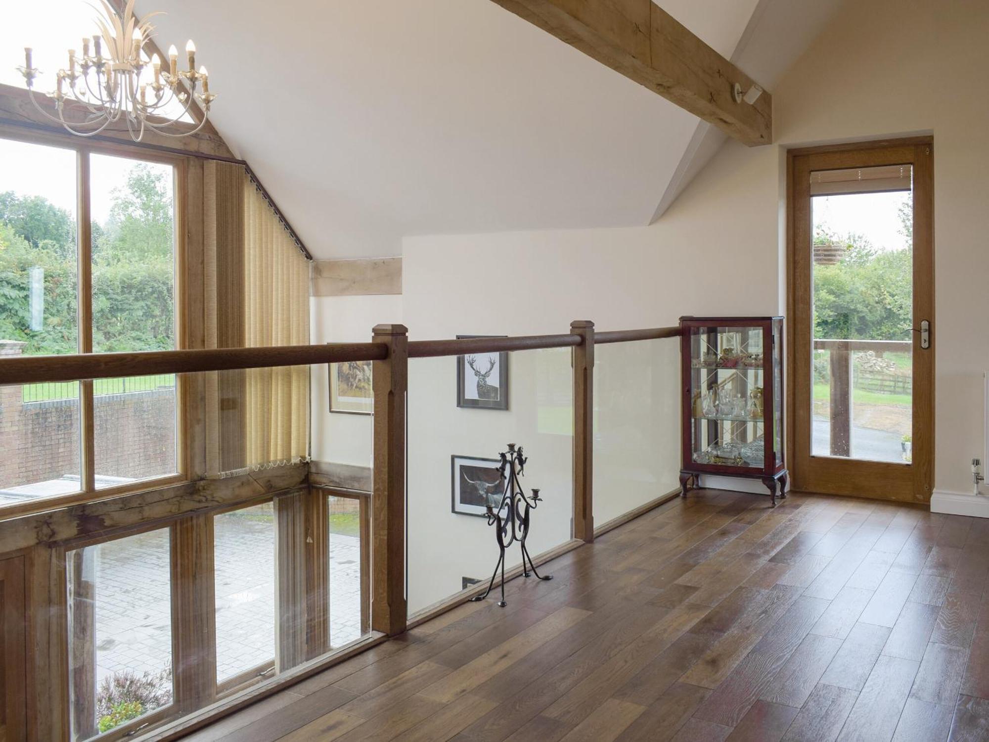 The Grange Villa Dinmore Exterior photo